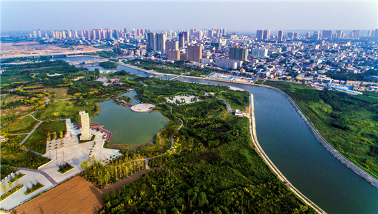 渭南市富平湿地公园温泉河美景